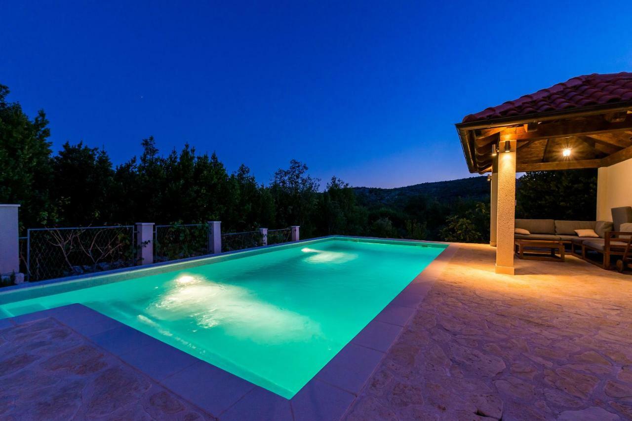 Villa Doli - Lovely Holiday Home With Private Pool Ngoại thất bức ảnh