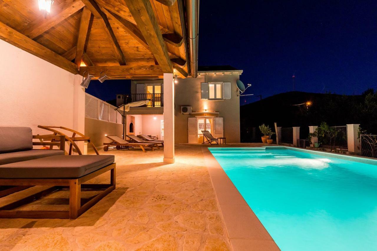 Villa Doli - Lovely Holiday Home With Private Pool Ngoại thất bức ảnh